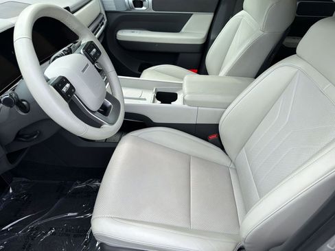 Used 2024 Hyundai Santa Fe SEL AWD/4WD image 5