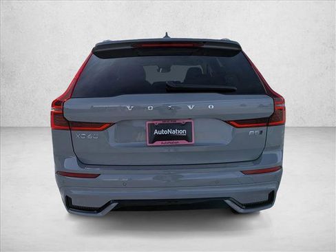 New 2026 Volvo XC60 B5 Ultra w/ Protection Package Premier image 8