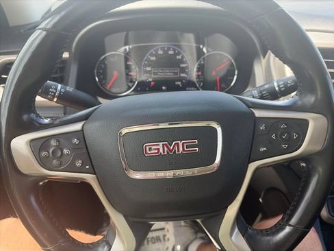 Used 2021 GMC Acadia Denali w/ Denali Technology Package FWD image 21