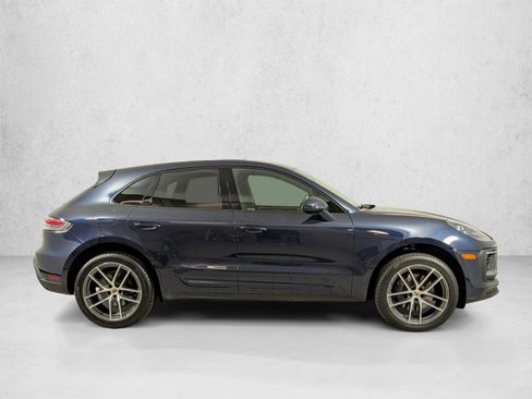 Certified 2023 Porsche Macan AWD/4WD image 8