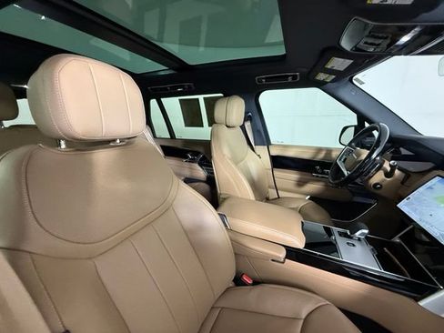 Certified 2025 Land Rover Range Rover Long Wheelbase SE AWD/4WD image 29