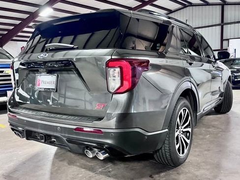 Used 2020 Ford Explorer ST w/ Premium Technology Package AWD/4WD image 3