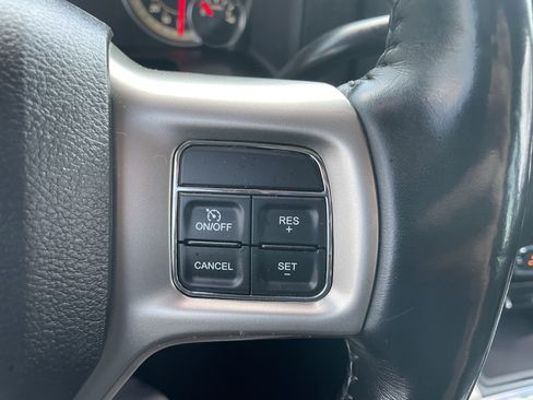 Used 2018 RAM 2500 Laramie w/ Sport Appearance Group AWD/4WD image 17