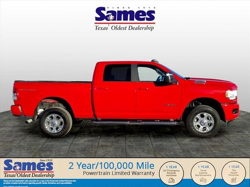 Used 2024 RAM 2500 Big Horn w/ Sport Appearance Package image 5
