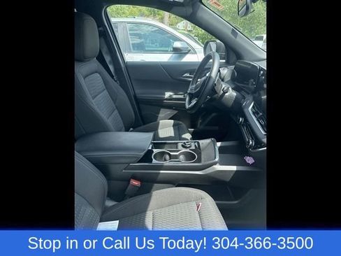 Used 2026 Chevrolet Equinox LT AWD/4WD image 10