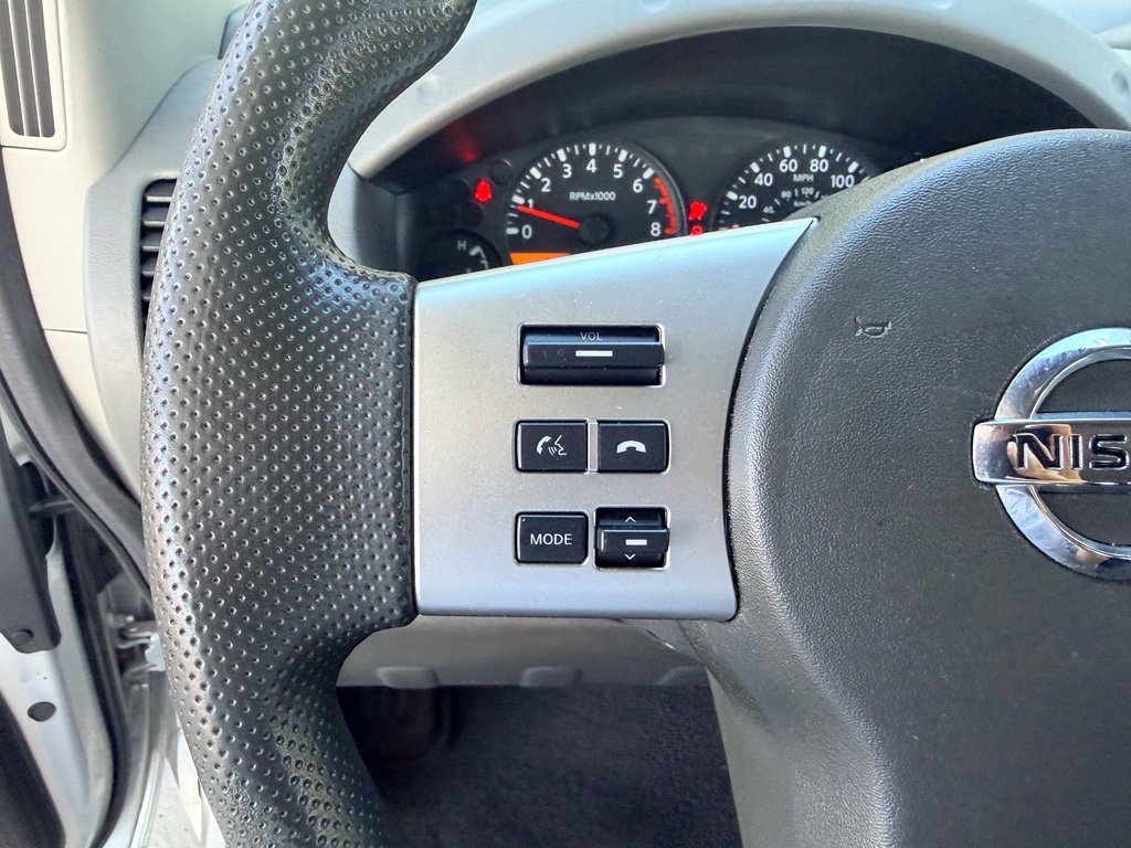 Used 2014 Nissan Xterra X AWD/4WD image 18