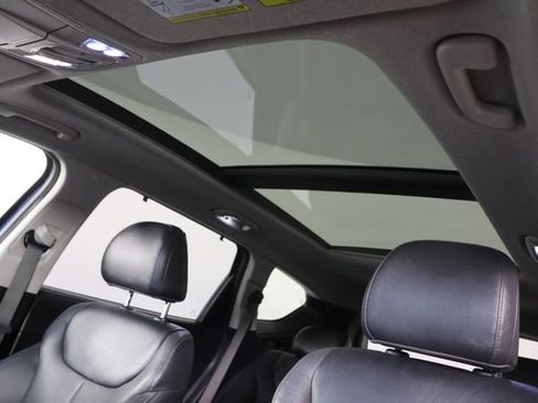 Used 2019 Hyundai Santa Fe AWD image 19