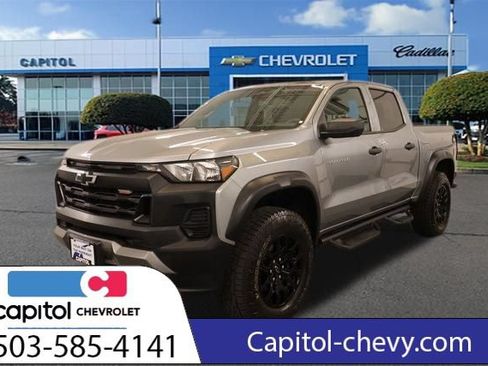 Used 2024 Chevrolet Colorado Trail Boss w/ Advanced Trailering Package AWD/4WD image 7