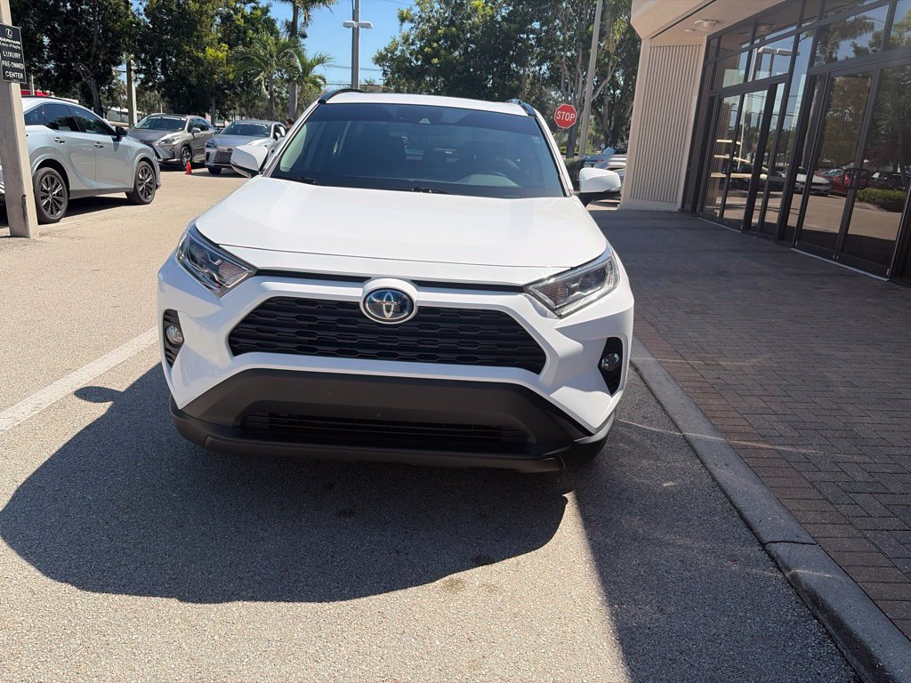Used 2021 Toyota RAV4 XLE w/ Convenience Package AWD/4WD image 9