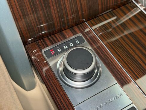 Used 2016 Land Rover Range Rover HSE image 55