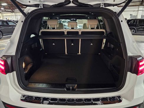 New 2026 Mercedes-Benz GLB 250 4MATIC image 18