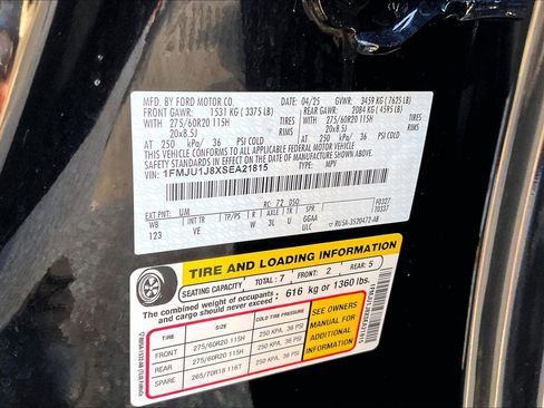 Used 2025 Ford Expedition Active image 34