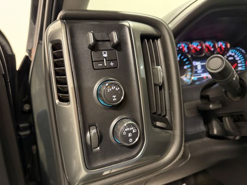 Used 2018 Chevrolet Silverado 2500 LTZ w/ Duramax Plus Package image 20