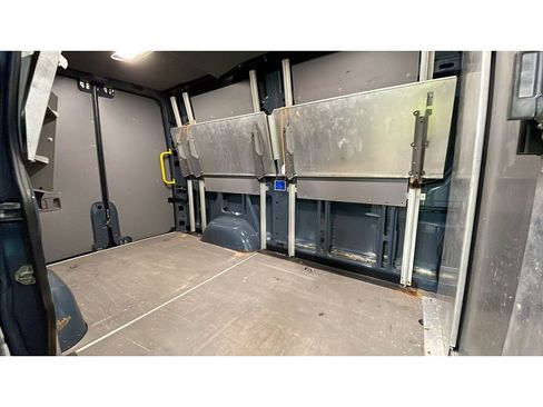 Used 2018 Mercedes-Benz Sprinter 2500 image 16