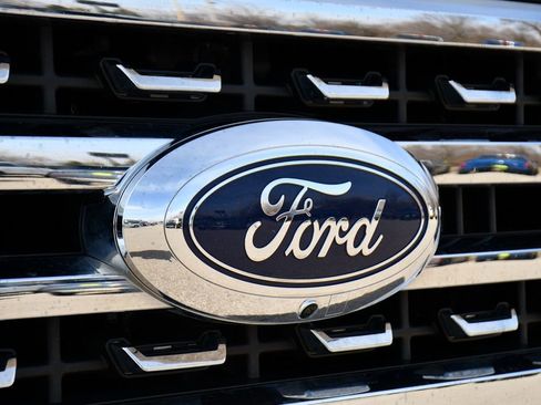 Used 2024 Ford F350 Lariat image 34