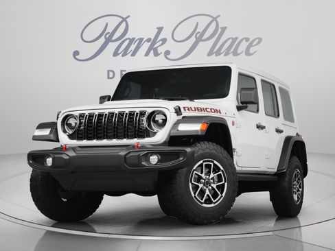 Used 2024 Jeep Wrangler Unlimited Rubicon AWD/4WD image 10