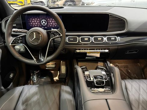New 2026 Mercedes-Benz Maybach GLS 600 4MATIC image 20