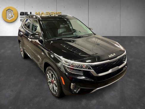 Used 2023 Kia Seltos SX w/ SX Sunroof Package image 8