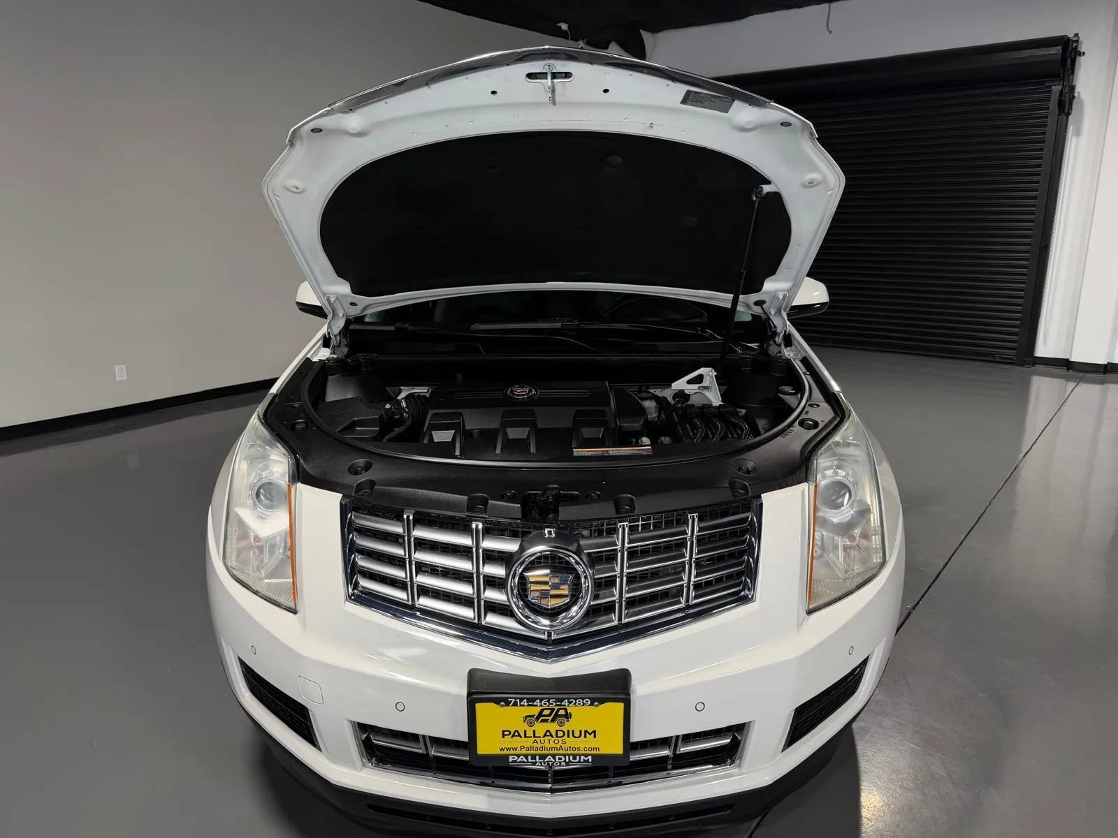 Used 2013 Cadillac SRX Luxury w/ Driver Awareness Package FWD image 7