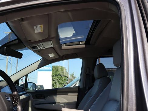 Used 2024 Honda Odyssey EX-L image 10