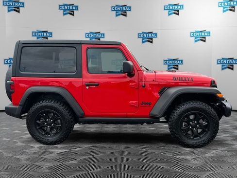 Used 2022 Jeep Wrangler Sport AWD/4WD image 7