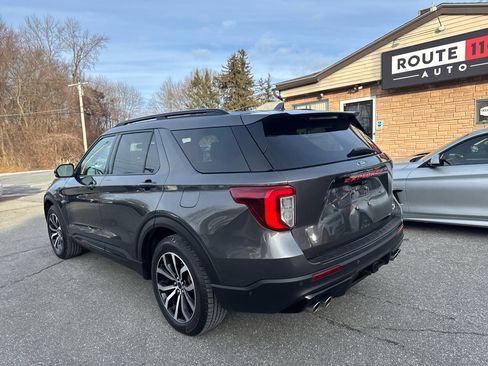 Used 2020 Ford Explorer ST image 12