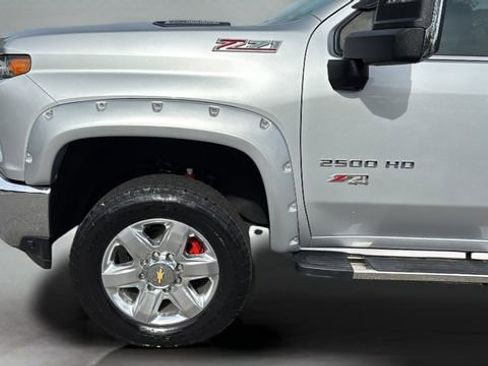 Used 2021 Chevrolet Silverado 2500 LTZ w/ LTZ Premium Package AWD/4WD image 32