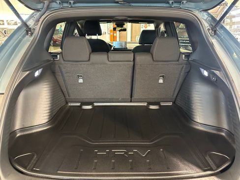 Used 2025 Honda HR-V Sport image 36