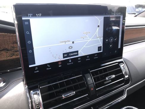 Used 2022 Lincoln Navigator L Black Label AWD/4WD image 16