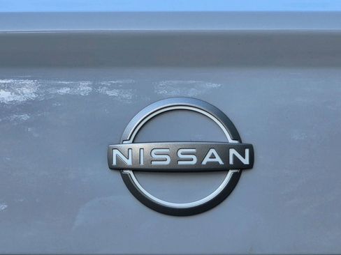 Used 2025 Nissan Versa SV w/ Trunk Package image 31