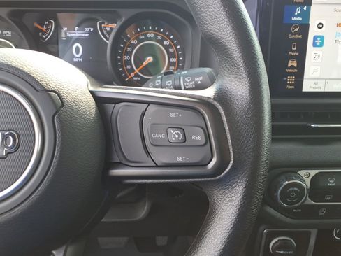 Used 2024 Jeep Wrangler Sport AWD/4WD image 13