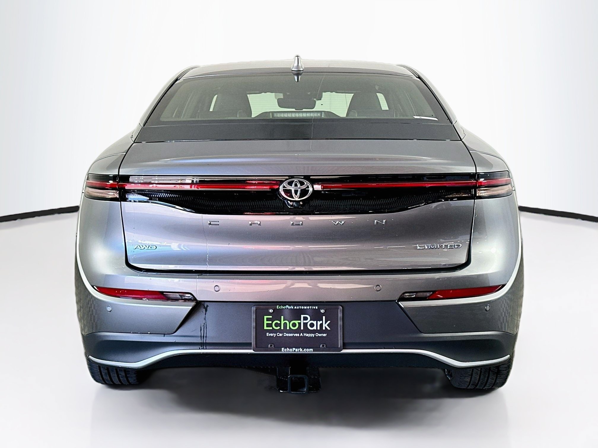Used 2023 Toyota Crown AWD/4WD image 7