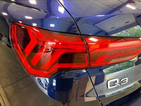 Used 2022 Audi Q3 2.0T Premium AWD/4WD image 24