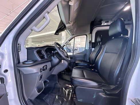 Used 2022 Ford Transit 250 Medium Roof AWD w/ Load Area Protection Package image 10