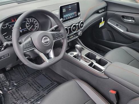 New 2025 Nissan Sentra SR w/ SR Premium Package image 10
