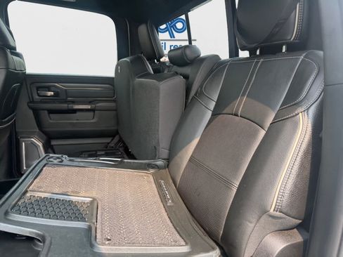 Used 2020 RAM 2500 Limited AWD/4WD image 18