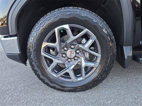 New 2026 GMC Sierra 1500 SLT w/ SLT Premium Plus Package image 30