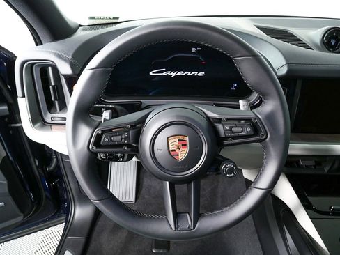 New 2026 Porsche Cayenne AWD image 9