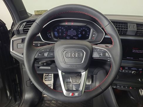 Used 2025 Audi Q3 2.0T Premium Plus image 13