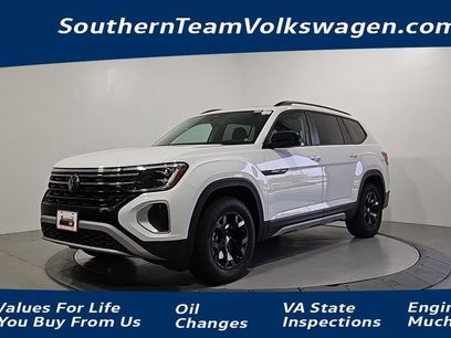 New 2025 Volkswagen Atlas Peak Edition SE