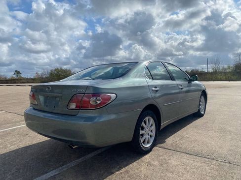 Used 2003 Lexus ES 330 FWD image 7