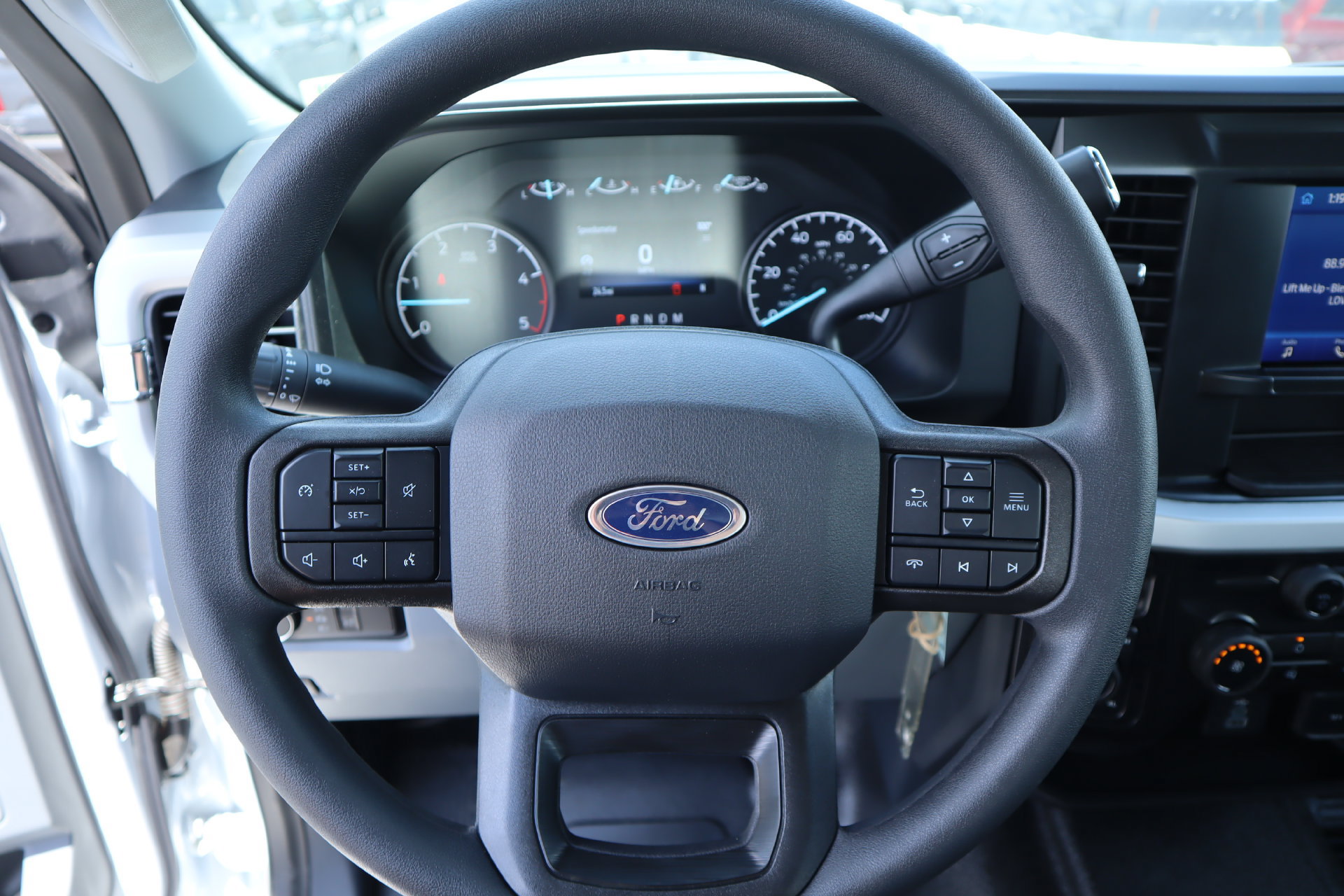 New 2026 Ford F250 XL w/ FX4 Off-Road Package AWD/4WD image 3