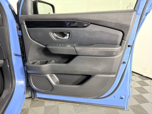 Used 2023 Honda Pilot TrailSport image 12