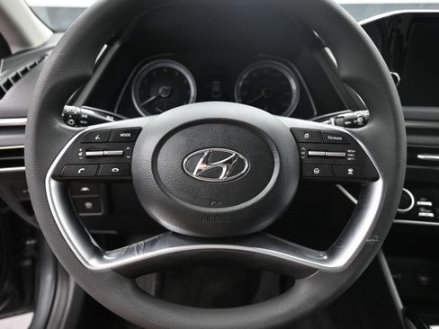 Used 2023 Hyundai Sonata SEL w/ Preferred Accessory Package FWD image 13