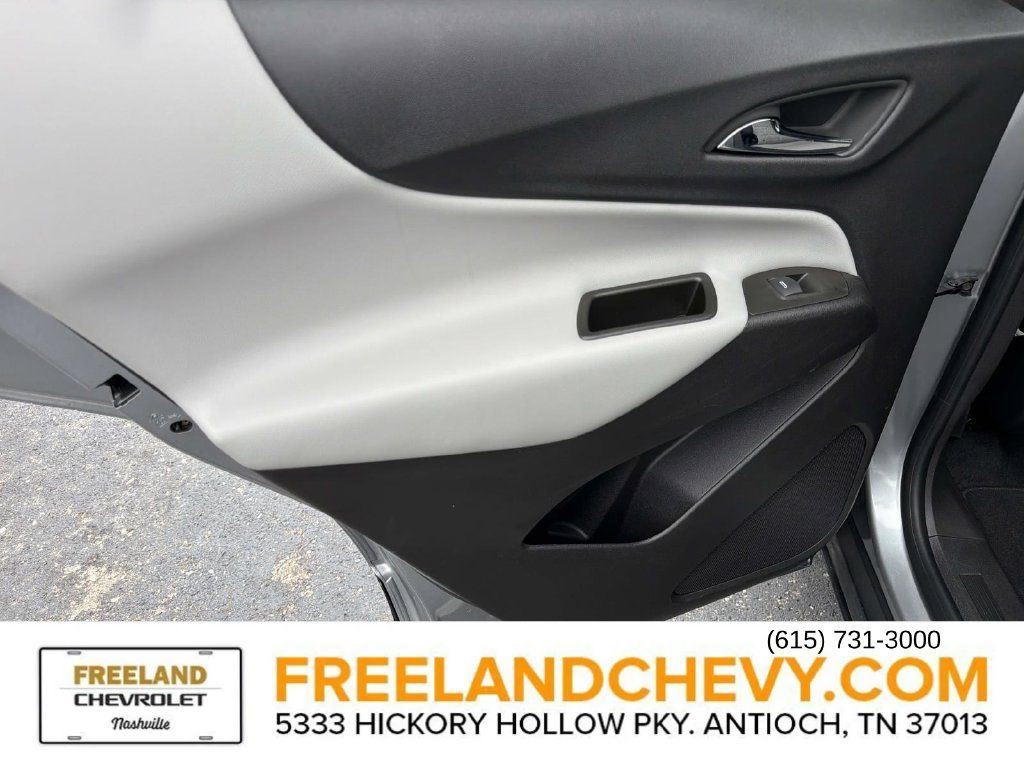 Used 2024 Chevrolet Equinox LT AWD/4WD image 16