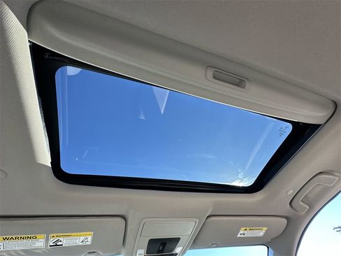 Used 2023 Honda CR-V EX-L image 30