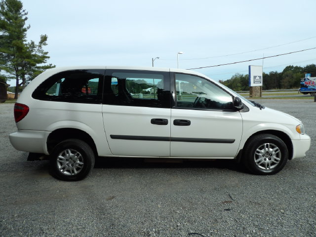 Used 2006 Dodge Grand Caravan SE FWD image 6
