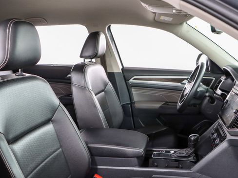 Used 2022 Volkswagen Atlas SE w/ Black Wheel Package image 27