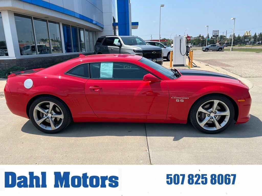 Used 2013 Chevrolet Camaro SS w/ RS Package RWD image 1