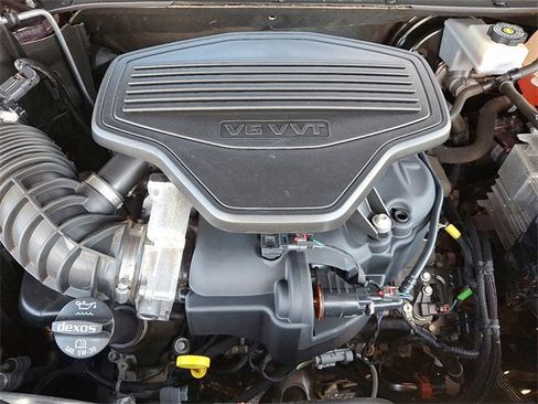 Used 2021 GMC Acadia Denali w/ Denali Technology Package image 28